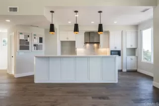 Photo #4: NDP2307147 Listing