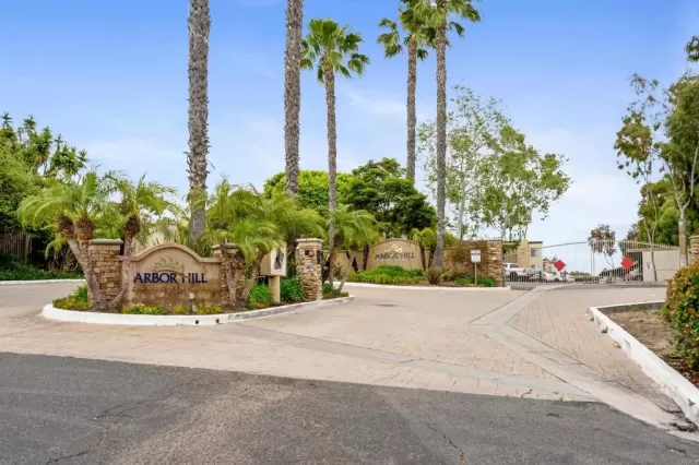 MLS: NDP2307176 Condo For Sale