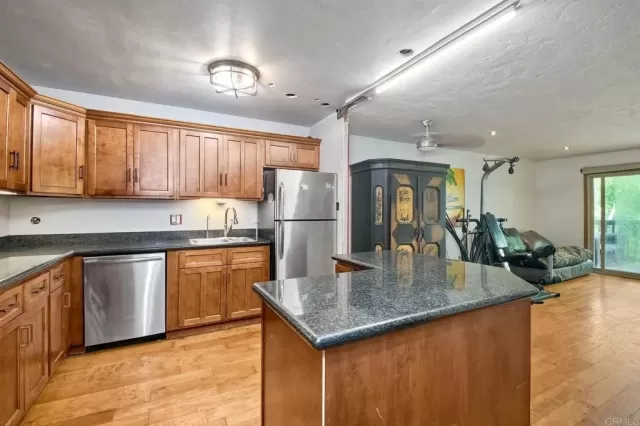 MLS: NDP2307217 Condo For Sale