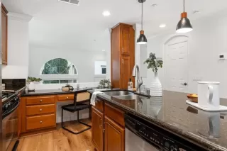 Photo #4: NDP2307319 Listing