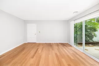Photo #2: NDP2307458 Listing