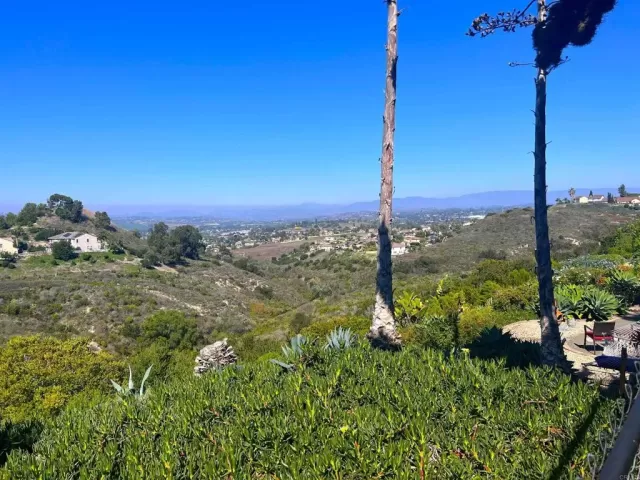 MLS: NDP2307482 Condo For Sale