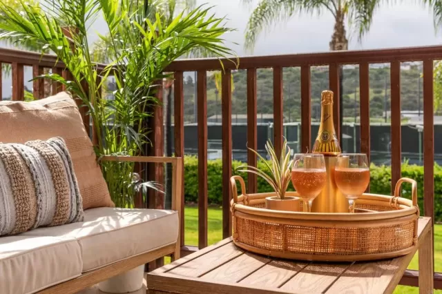 MLS: NDP2307619 Condo For Sale