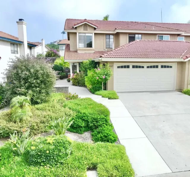 MLS: NDP2307736 Condo For Sale