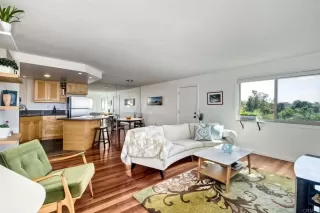 Photo #5: NDP2308011 Listing