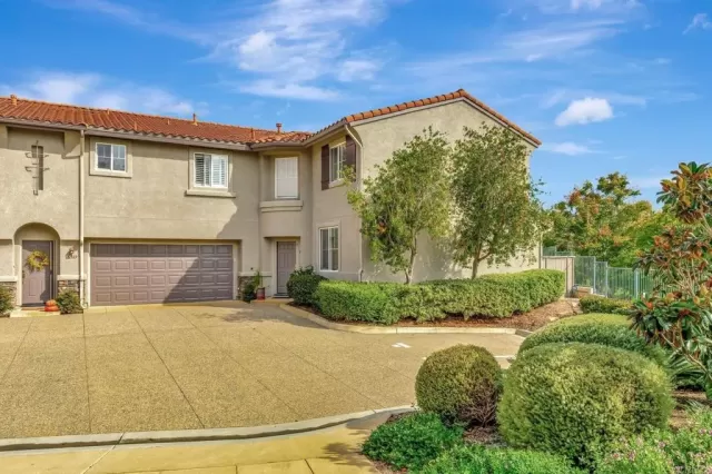 MLS: NDP2308101 Condo For Sale