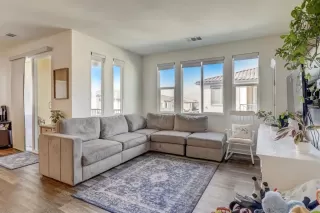 Photo #2: NDP2308238 Listing