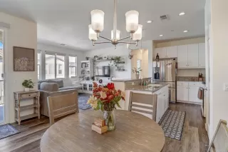 Photo #5: NDP2308238 Listing