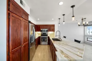 Photo #4: NDP2308249 Listing 