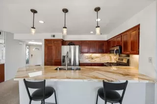 Photo #5: NDP2308249 Listing 