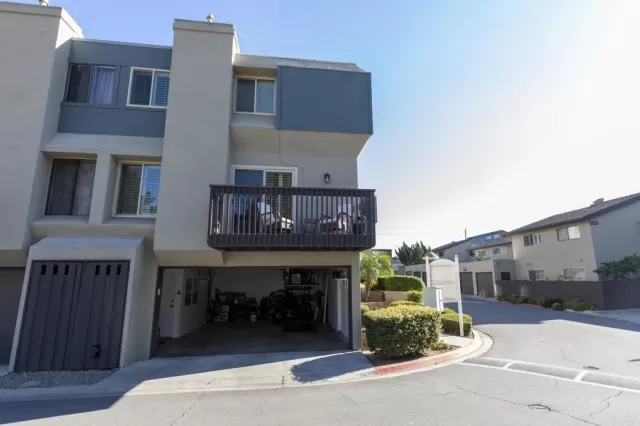 MLS: NDP2308359 Condo For Sale