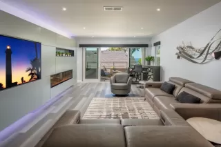 Photo #2: NDP2308398 Listing