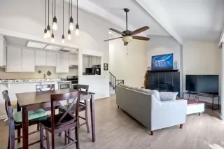 Photo #4: NDP2308451 Listing