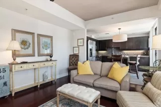 Photo #4: NDP2308488 Listing