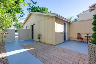 Photo #2: NDP2308498 Listing