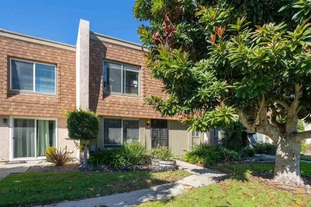 MLS: NDP2308565 Condo For Sale