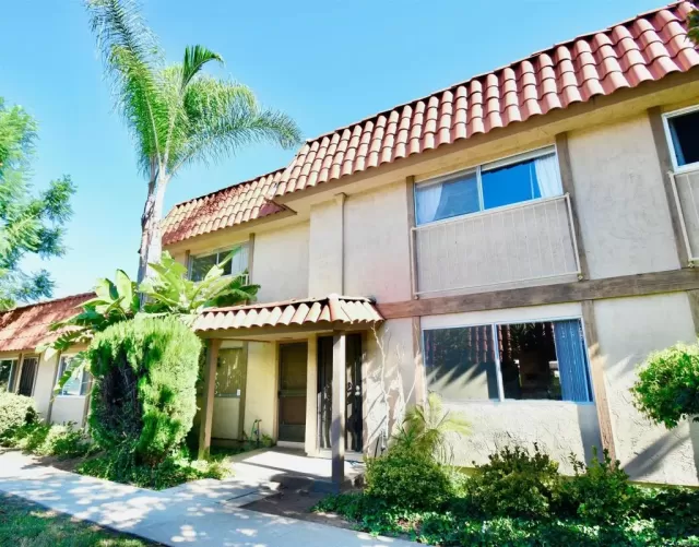 MLS: NDP2308652 Condo For Sale