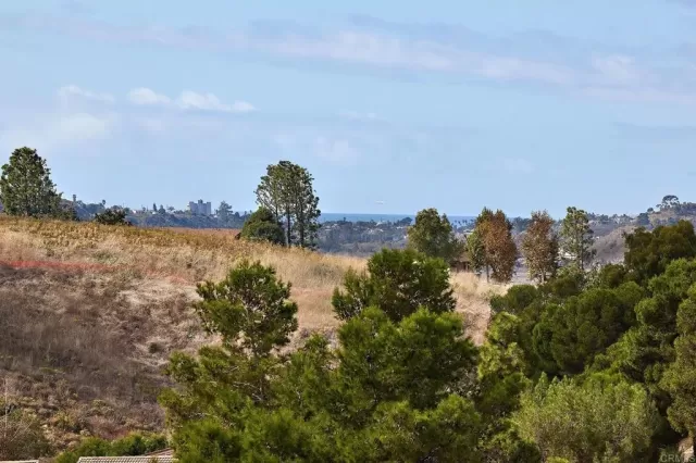 MLS: NDP2308733 Condo For Sale