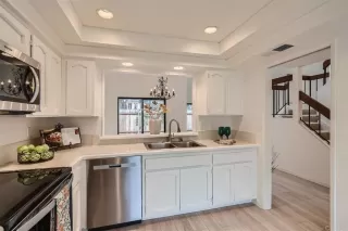 Photo #4: NDP2308898 Listing