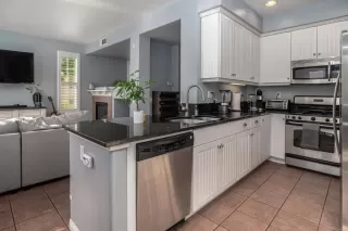 Photo #4: NDP2308948 Listing