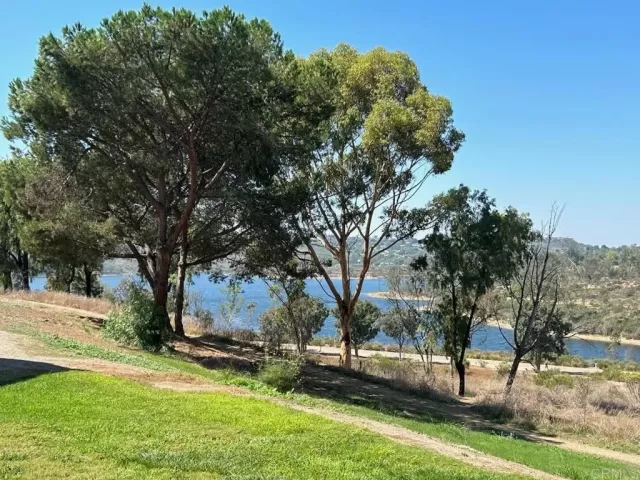 MLS: NDP2308980 Condo For Sale