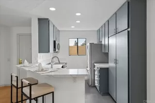 Photo #6: NDP2309144 Listing