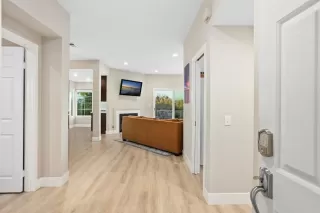 Photo #2: NDP2309152 Listing