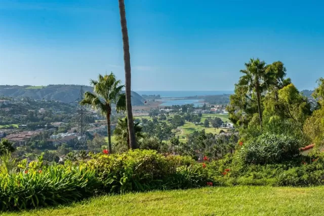 MLS: NDP2309308 Condo For Sale