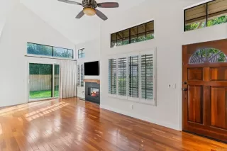 Photo #4: NDP2309447 Listing