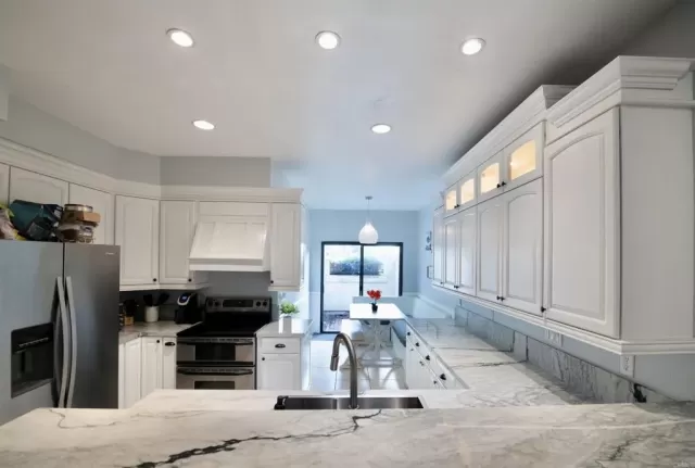 MLS: NDP2309587 Condo For Sale