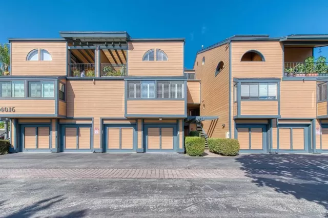 MLS: NDP2309600 Condo For Sale