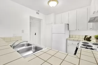 Photo #4: NDP2400061 Listing