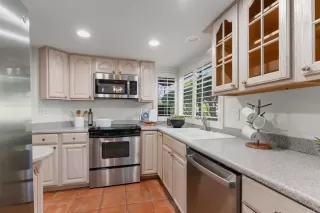 Photo #2: NDP2400285 Listing