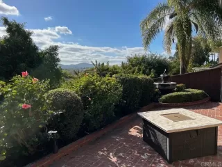 Photo #5: NDP2400391 Listing