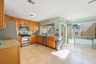 Photo #5: NDP2400396 Listing