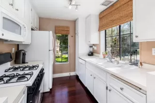 Photo #4: NDP2400424 Listing