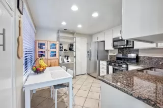 Photo #2: NDP2400632 Listing