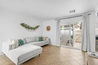 Photo #3: NDP2400684 Listing