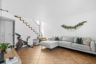 Photo #4: NDP2400684 Listing