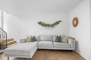 Photo #5: NDP2400684 Listing