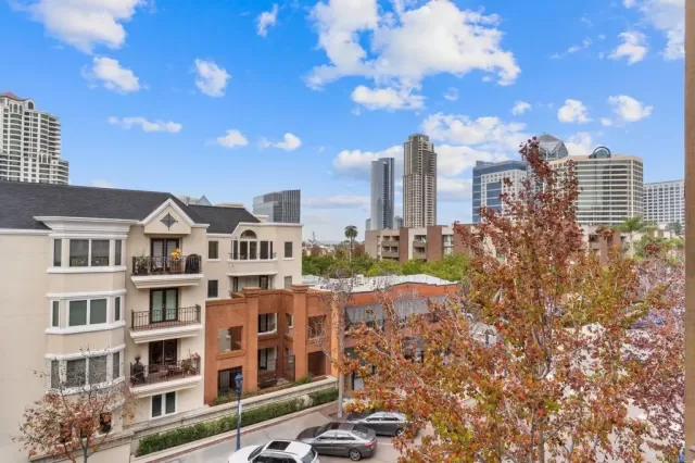 MLS: NDP2400702 Condo For Sale