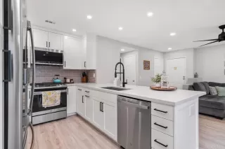 Photo #4: NDP2400819 Listing 