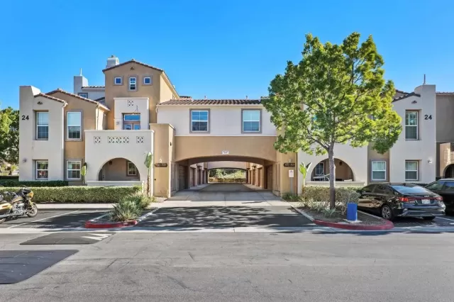 MLS: NDP2400877 Condo For Sale