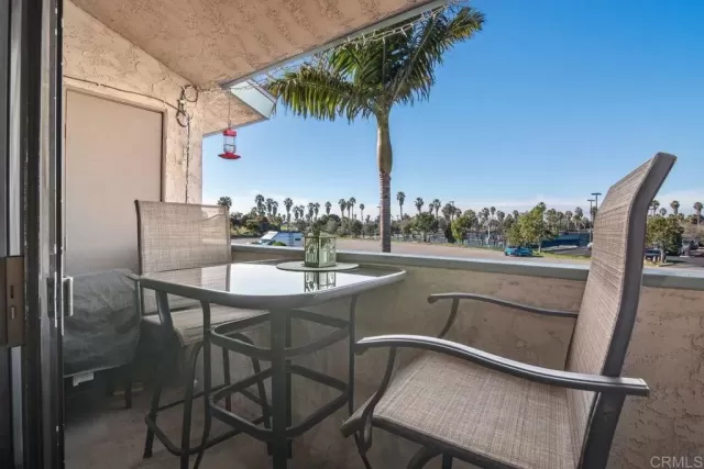 MLS: NDP2400885 Condo For Sale