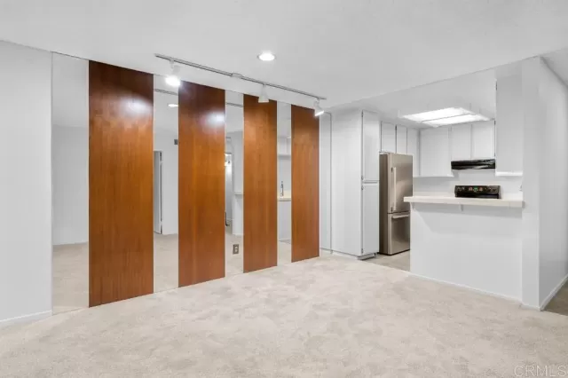 MLS: NDP2400918 Condo For Sale