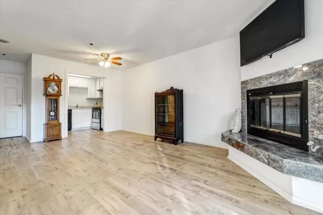 MLS: NDP2400938 Condo For Sale