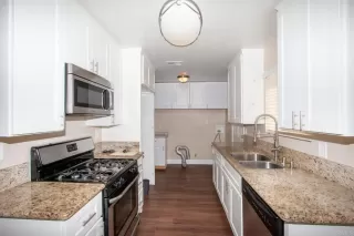 Photo #5: NDP2400974 Listing