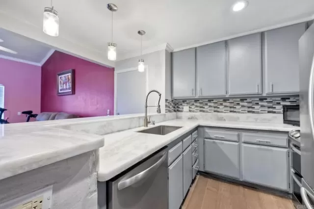 MLS: NDP2400993 Condo For Sale