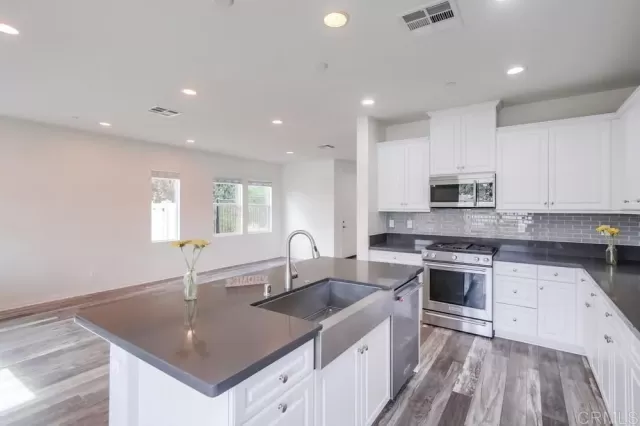 MLS: NDP2401065 Condo For Sale