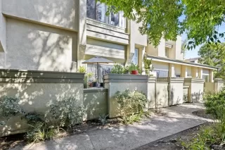 Photo #4: NDP2401174 Listing 